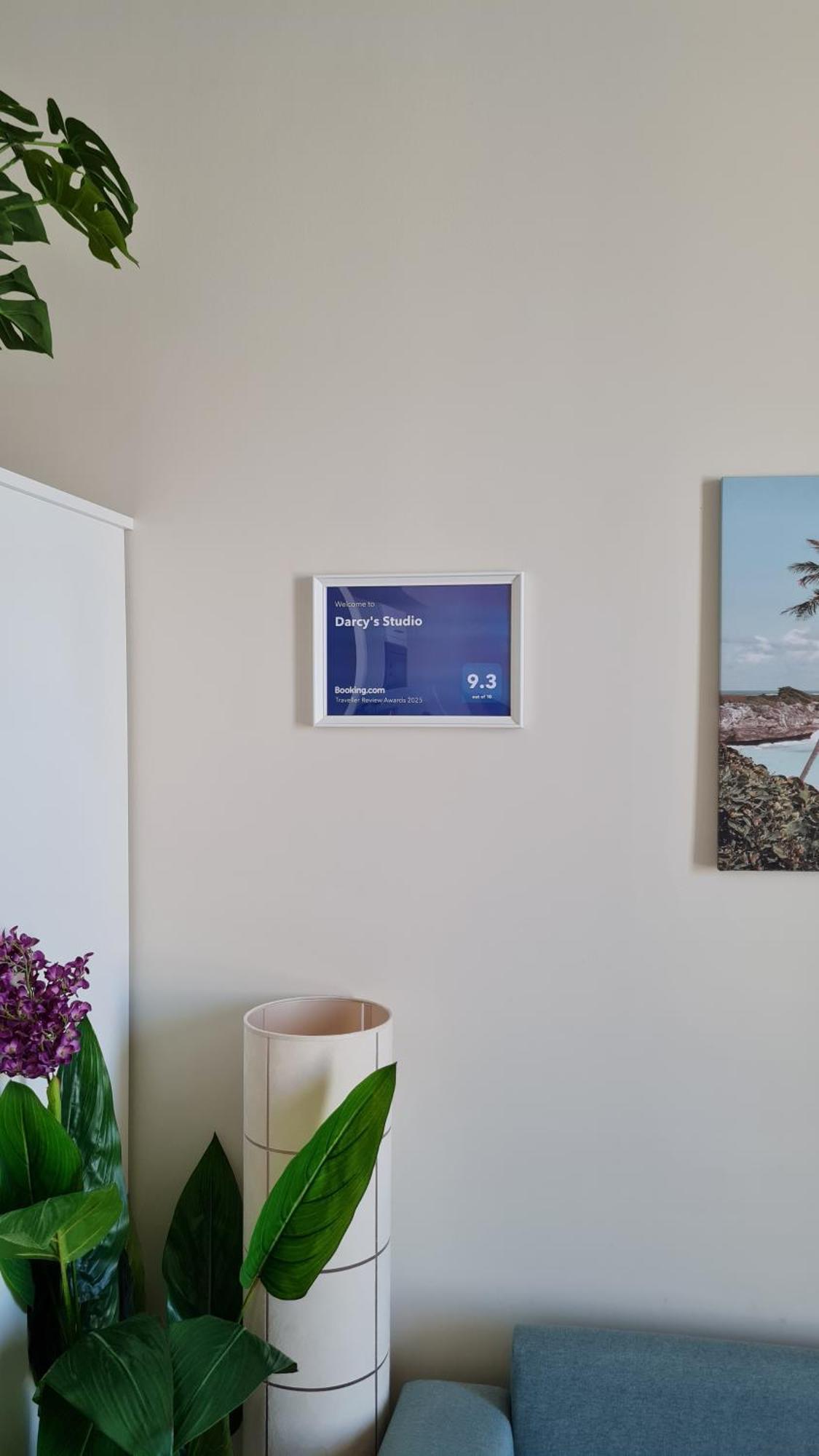 Darcy'S Studio ซาลาลาห์ ภายนอก รูปภาพ